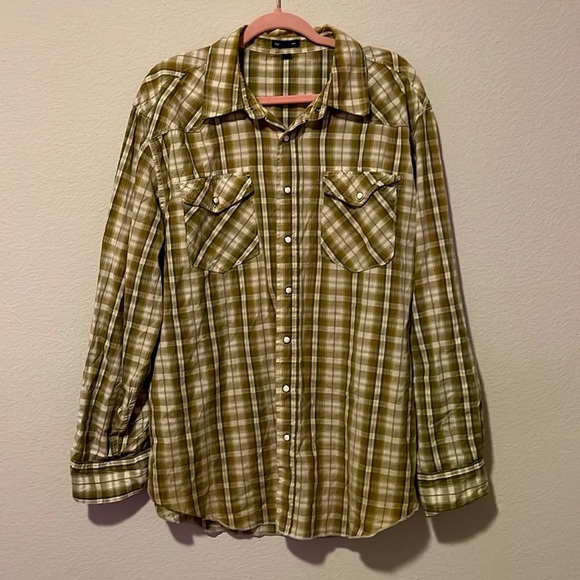 Britney Spears Upcycled Snap Front Shirt & Book Bundle - Picture 2 of 5